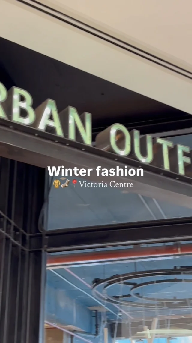 Cosy season is officially in session 🤎🧣 Ready to be wrapped up in scarves, knits, and all things warm.

📍 @urbanoutfitterseu @nextofficial @johnlewis

#victoriacentre #fashion #cosyseason